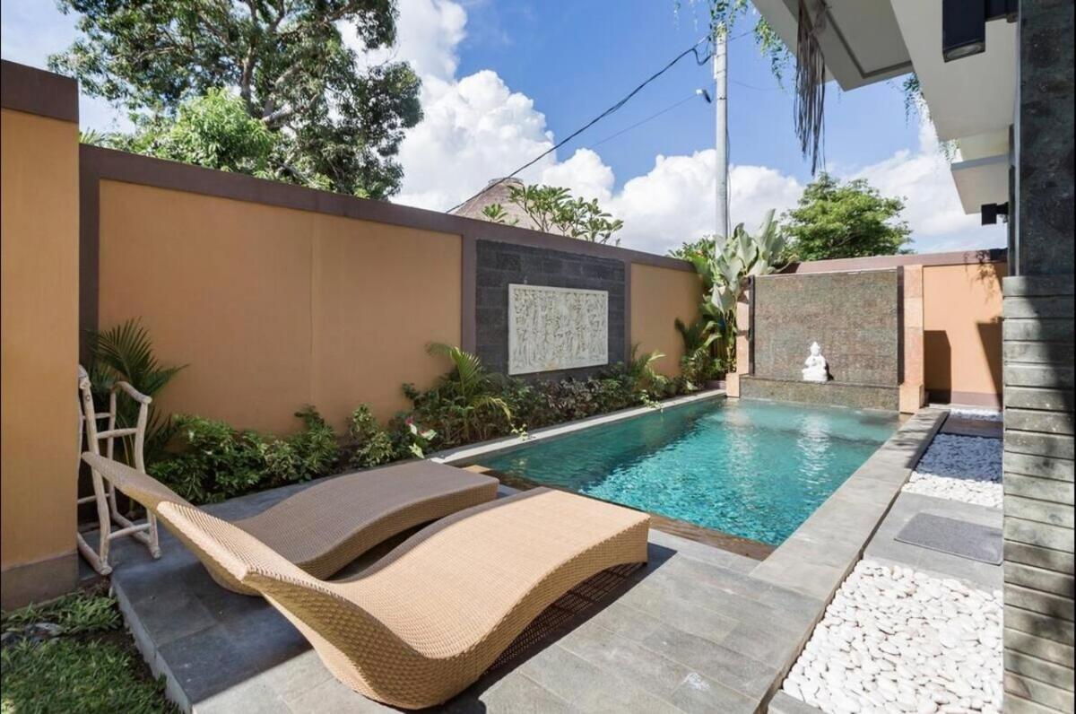 Villa Central Seminyak Private 3 Bedroom Villa Roshi