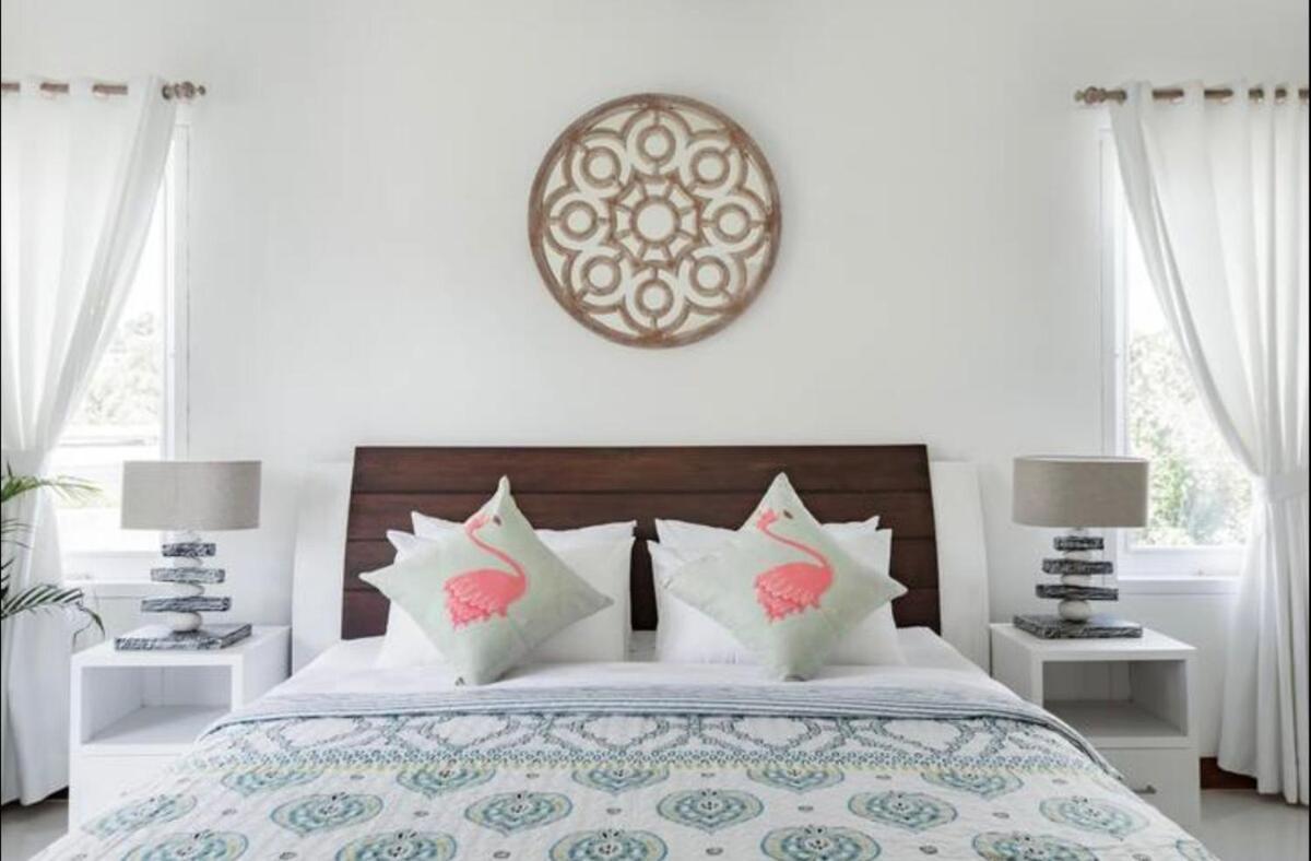 Villa Central Seminyak Private 3 Bedroom Villa Roshi *